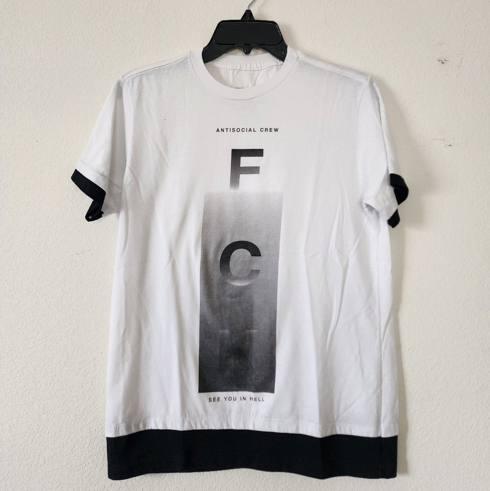 White and Black Men's Shirt Size: Small